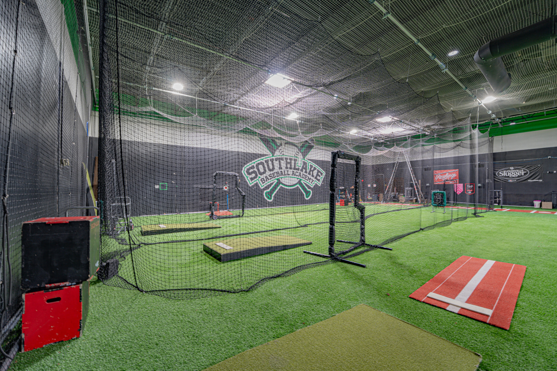 Southlake Baseball Academy — indoor turf and cages
